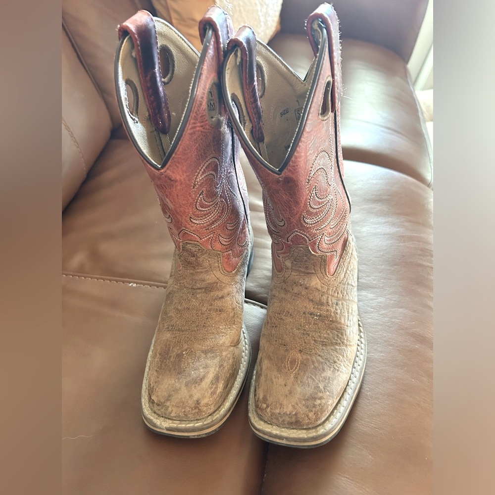 Kids size 1 Smoky Mountain Cowboy Boots